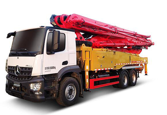 boom concrete pump truck