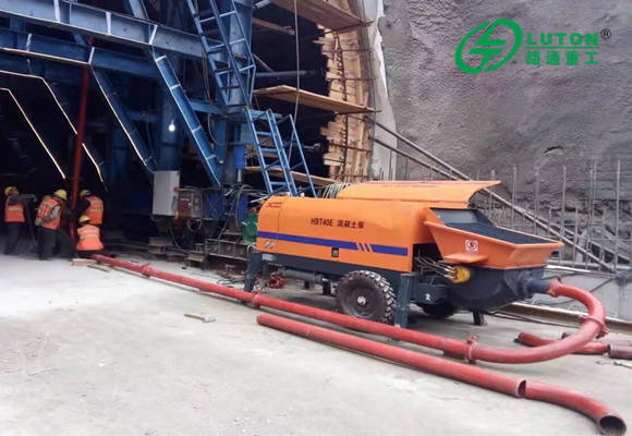 60m3 electric concrete pump ready for work