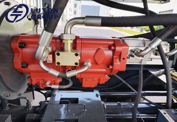 double hydraulic oil pump