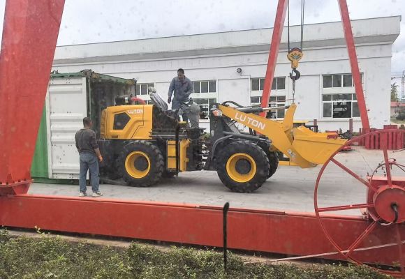 wheel loader LUTON932 to Rwanda wheel loader LUTON932 to Rwanda